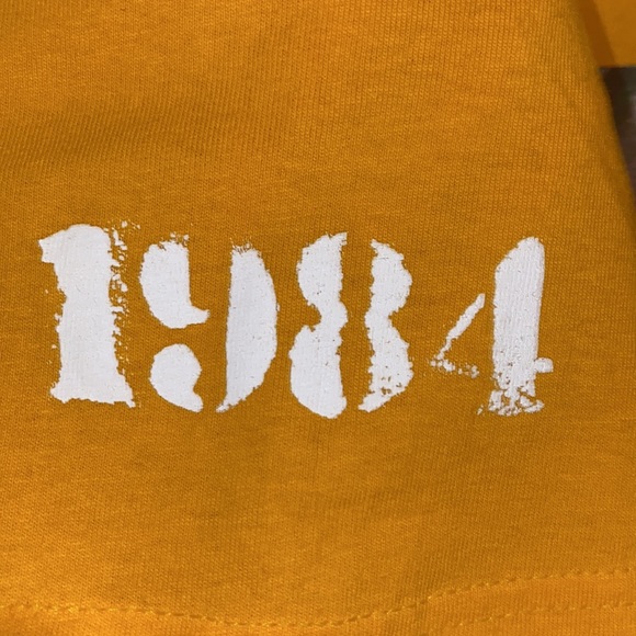 Benny The Butcher Plugs I Met Anniversary Champion T Shirt - Small in yellow - Picture 5 of 5